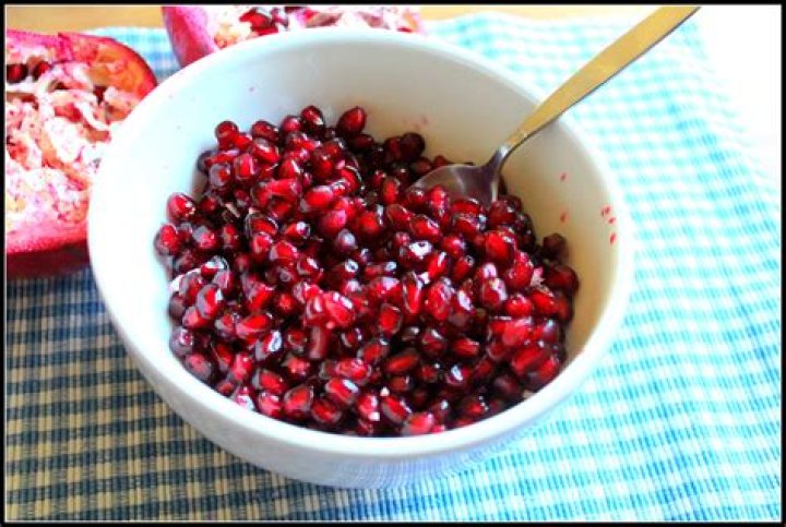 How Many Seeds In A Pomegranate